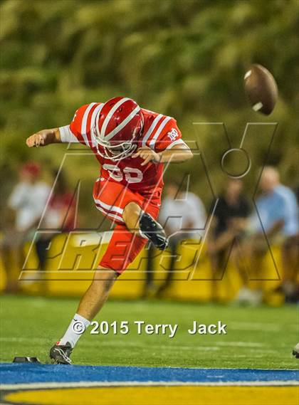 Thumbnail 3 in Edison vs. Mater Dei  photogallery.