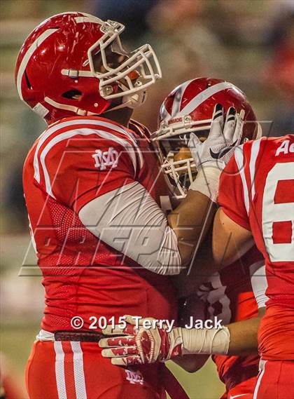 Thumbnail 2 in Edison vs. Mater Dei  photogallery.