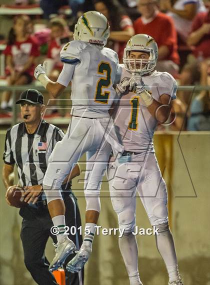 Thumbnail 2 in Edison vs. Mater Dei  photogallery.