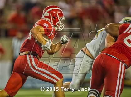 Thumbnail 1 in Edison vs. Mater Dei  photogallery.
