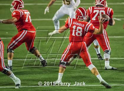 Thumbnail 1 in Edison vs. Mater Dei  photogallery.