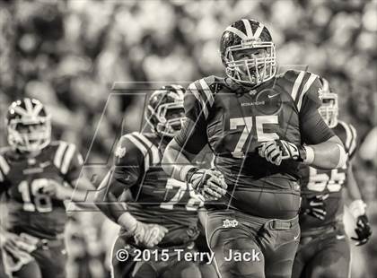 Thumbnail 1 in Edison vs. Mater Dei  photogallery.