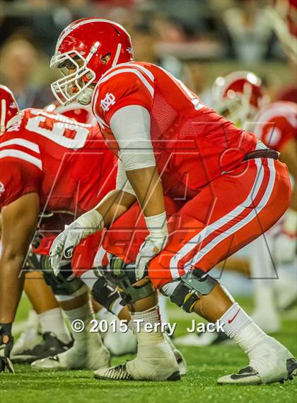 Thumbnail 1 in Edison vs. Mater Dei  photogallery.