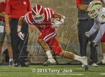 Thumbnail 1 in Edison vs. Mater Dei  photogallery.