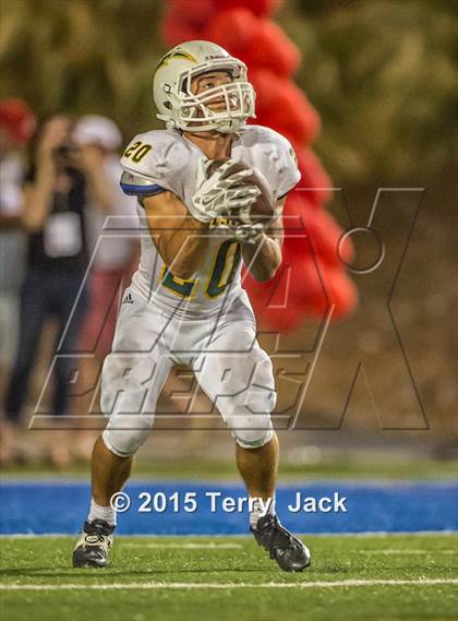 Thumbnail 2 in Edison vs. Mater Dei  photogallery.