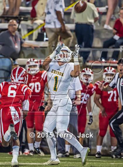 Thumbnail 3 in Edison vs. Mater Dei  photogallery.