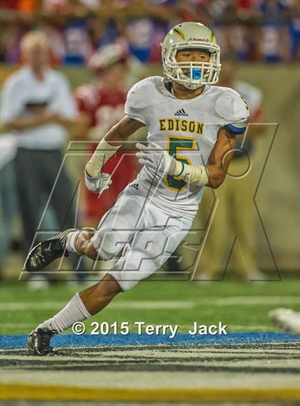 Thumbnail 3 in Edison vs. Mater Dei  photogallery.