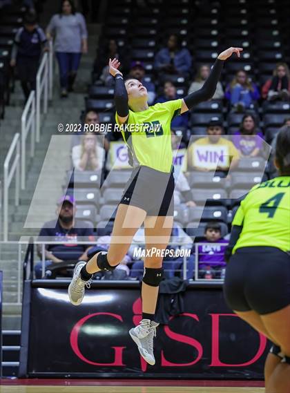 Thumbnail 2 in D'Hanis vs. Blum (UIL 1A Final) photogallery.