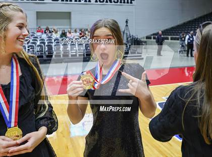 Thumbnail 3 in D'Hanis vs. Blum (UIL 1A Final) photogallery.