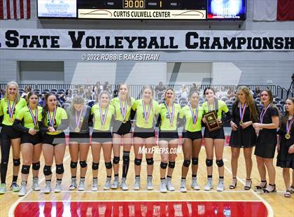 Thumbnail 2 in D'Hanis vs. Blum (UIL 1A Final) photogallery.
