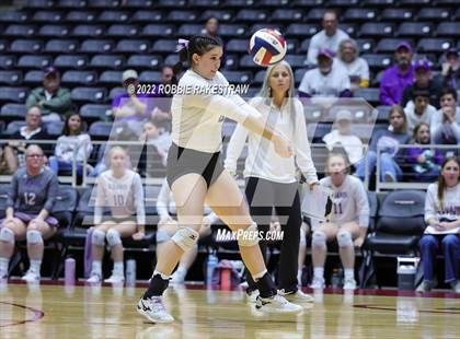 Thumbnail 2 in D'Hanis vs. Blum (UIL 1A Final) photogallery.