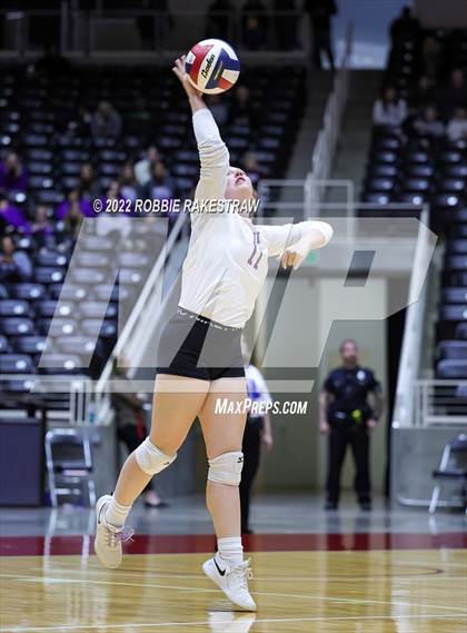 Thumbnail 2 in D'Hanis vs. Blum (UIL 1A Final) photogallery.