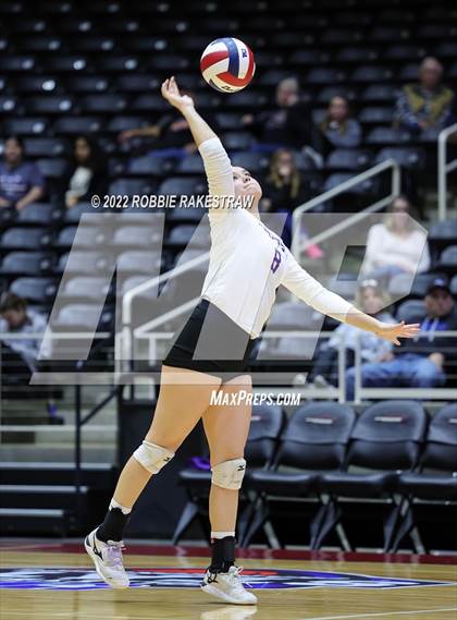 Thumbnail 2 in D'Hanis vs. Blum (UIL 1A Final) photogallery.