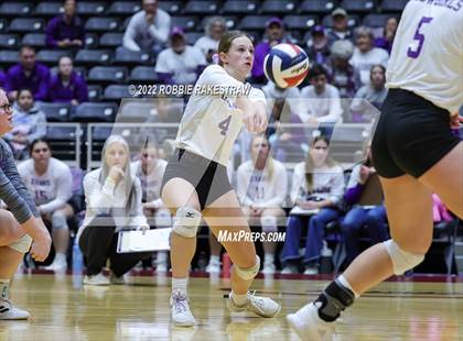Thumbnail 2 in D'Hanis vs. Blum (UIL 1A Final) photogallery.