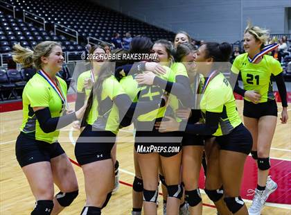 Thumbnail 3 in D'Hanis vs. Blum (UIL 1A Final) photogallery.
