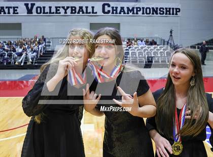Thumbnail 1 in D'Hanis vs. Blum (UIL 1A Final) photogallery.