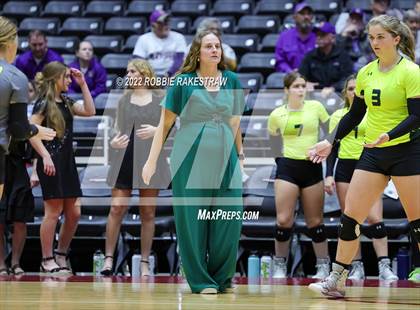 Thumbnail 3 in D'Hanis vs. Blum (UIL 1A Final) photogallery.