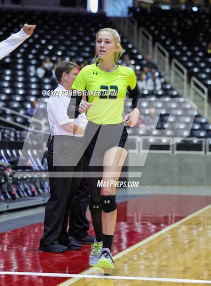 Thumbnail 1 in D'Hanis vs. Blum (UIL 1A Final) photogallery.