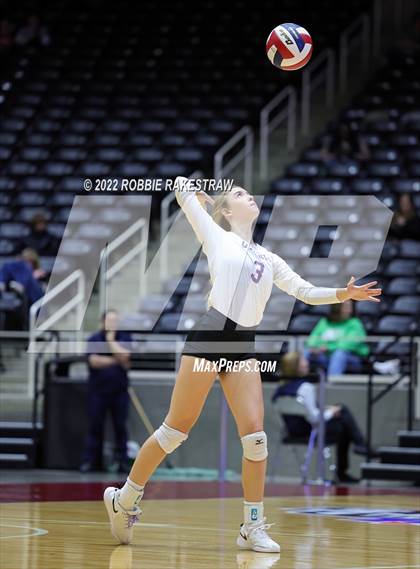 Thumbnail 2 in D'Hanis vs. Blum (UIL 1A Final) photogallery.