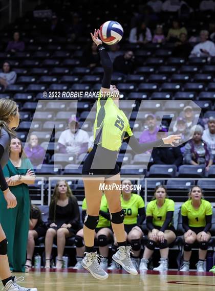 Thumbnail 3 in D'Hanis vs. Blum (UIL 1A Final) photogallery.
