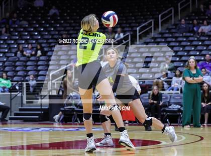 Thumbnail 1 in D'Hanis vs. Blum (UIL 1A Final) photogallery.