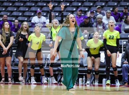 Thumbnail 1 in D'Hanis vs. Blum (UIL 1A Final) photogallery.