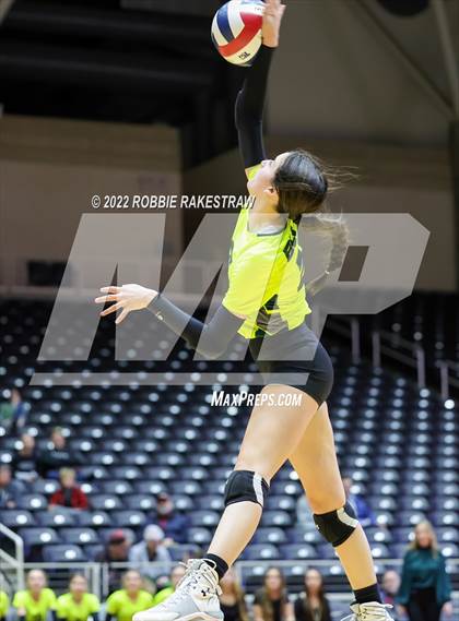 Thumbnail 3 in D'Hanis vs. Blum (UIL 1A Final) photogallery.