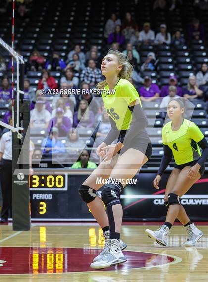 Thumbnail 3 in D'Hanis vs. Blum (UIL 1A Final) photogallery.