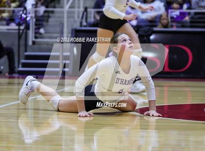 Thumbnail 1 in D'Hanis vs. Blum (UIL 1A Final) photogallery.