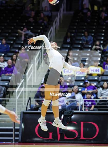 Thumbnail 2 in D'Hanis vs. Blum (UIL 1A Final) photogallery.