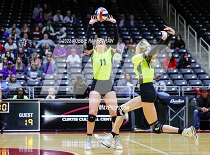 Thumbnail 3 in D'Hanis vs. Blum (UIL 1A Final) photogallery.