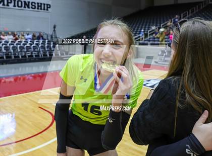 Thumbnail 3 in D'Hanis vs. Blum (UIL 1A Final) photogallery.