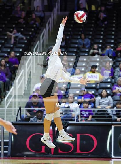 Thumbnail 3 in D'Hanis vs. Blum (UIL 1A Final) photogallery.