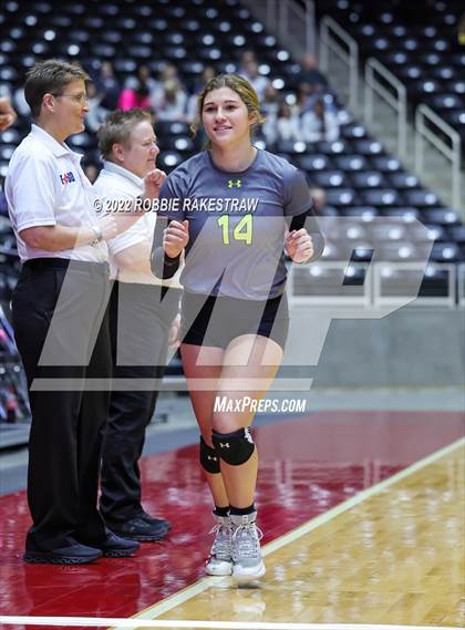 Thumbnail 3 in D'Hanis vs. Blum (UIL 1A Final) photogallery.