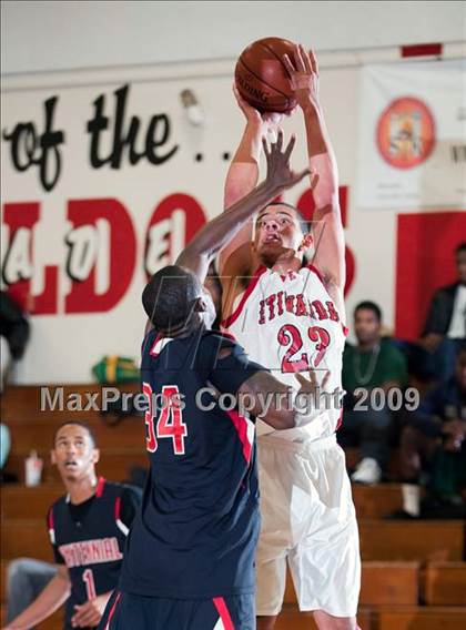 Thumbnail 2 in Centennial vs. Etiwanda (Rose City Round Ball Classic) photogallery.