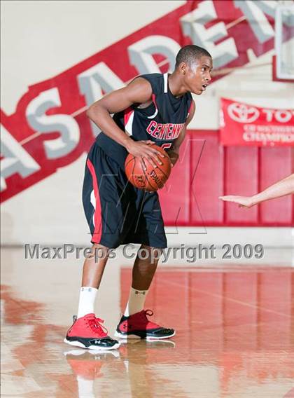 Thumbnail 1 in Centennial vs. Etiwanda (Rose City Round Ball Classic) photogallery.