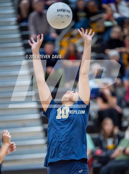 Thumbnail 1 in Casteel vs Gilbert photogallery.