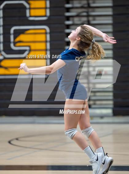 Thumbnail 1 in Casteel vs Gilbert photogallery.
