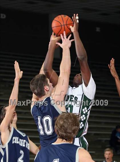 Thumbnail 3 in College Park vs. Hightower (McDonalds Texas Invitational) photogallery.
