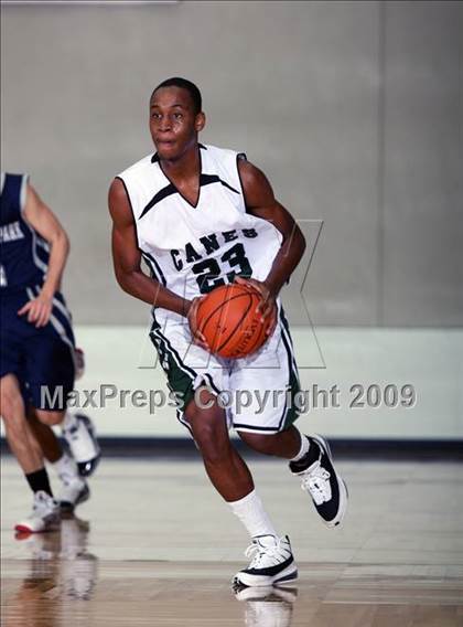 Thumbnail 1 in College Park vs. Hightower (McDonalds Texas Invitational) photogallery.