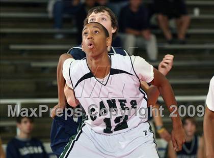 Thumbnail 3 in College Park vs. Hightower (McDonalds Texas Invitational) photogallery.