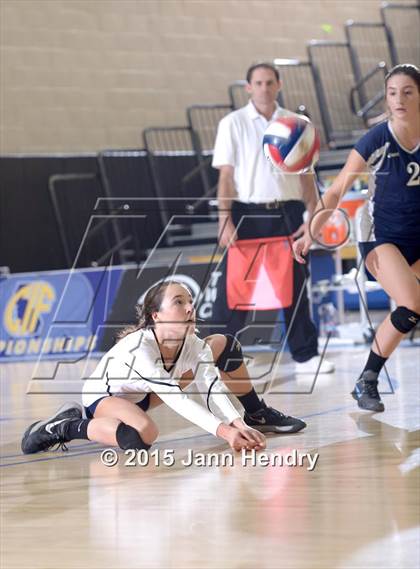 Thumbnail 2 in Laguna Blanca vs. Notre Dame (CIF State D4 Final) photogallery.