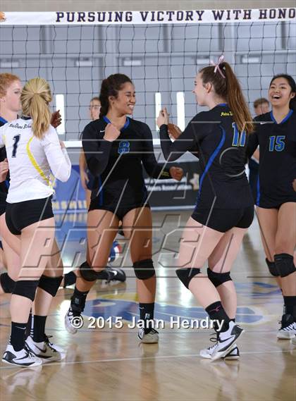Thumbnail 2 in Laguna Blanca vs. Notre Dame (CIF State D4 Final) photogallery.