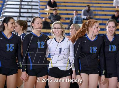 Thumbnail 2 in Laguna Blanca vs. Notre Dame (CIF State D4 Final) photogallery.