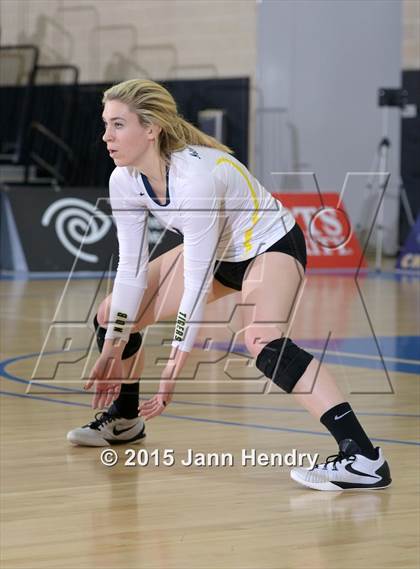 Thumbnail 2 in Laguna Blanca vs. Notre Dame (CIF State D4 Final) photogallery.