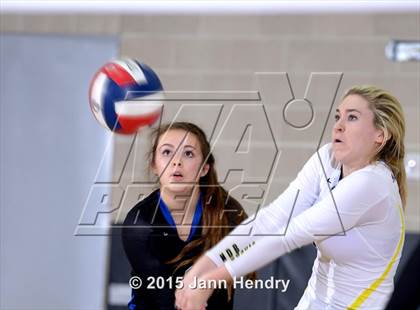 Thumbnail 3 in Laguna Blanca vs. Notre Dame (CIF State D4 Final) photogallery.