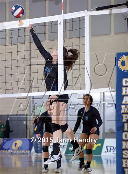 Thumbnail 2 in Laguna Blanca vs. Notre Dame (CIF State D4 Final) photogallery.