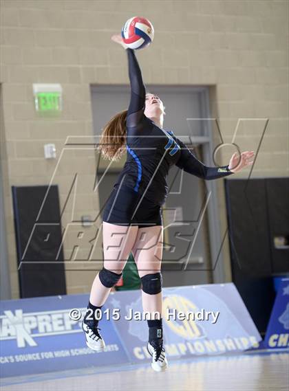 Thumbnail 1 in Laguna Blanca vs. Notre Dame (CIF State D4 Final) photogallery.