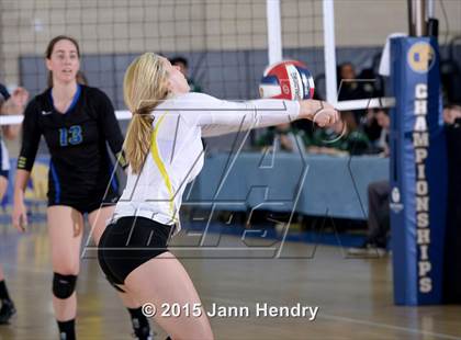 Thumbnail 2 in Laguna Blanca vs. Notre Dame (CIF State D4 Final) photogallery.