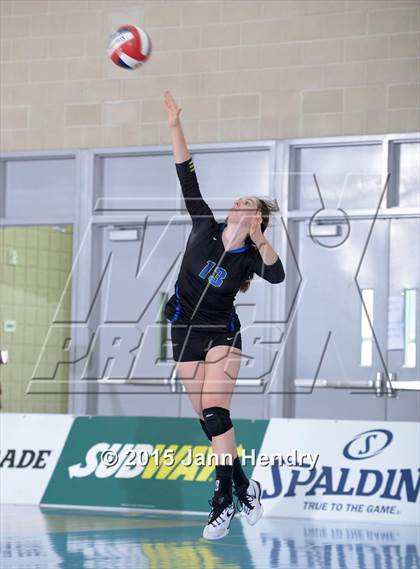 Thumbnail 2 in Laguna Blanca vs. Notre Dame (CIF State D4 Final) photogallery.